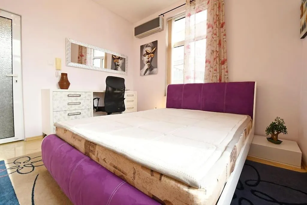 Inb Iconic Spot Apartment Sofia Bulgaria